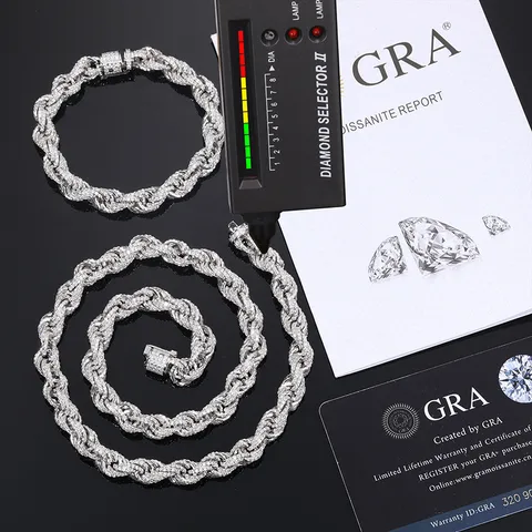 Sterling Silver Chain with Moissanites