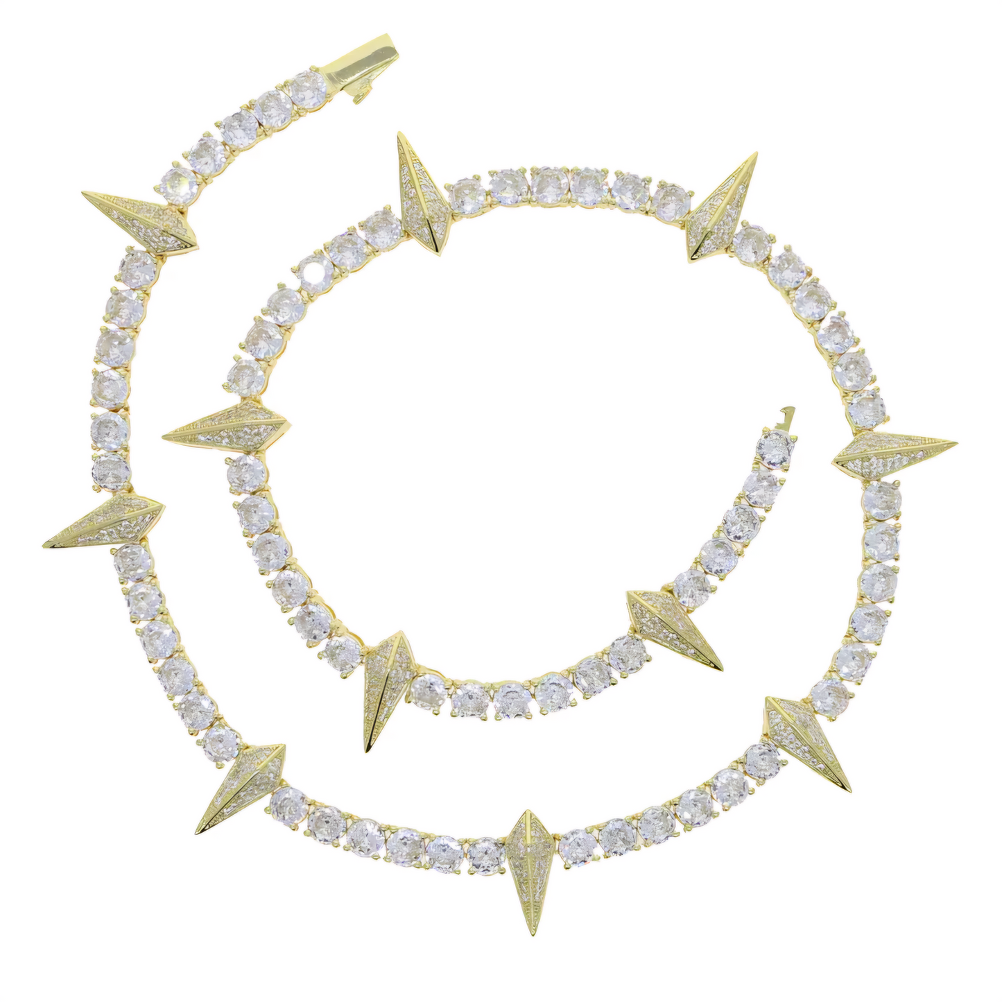 Gold-Plated Copper Chain With A Fang-inspired Design
