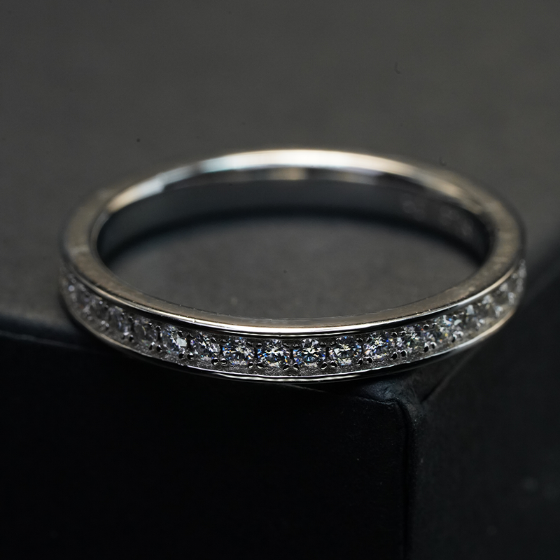 Moissanite Round-Cut Band Ring