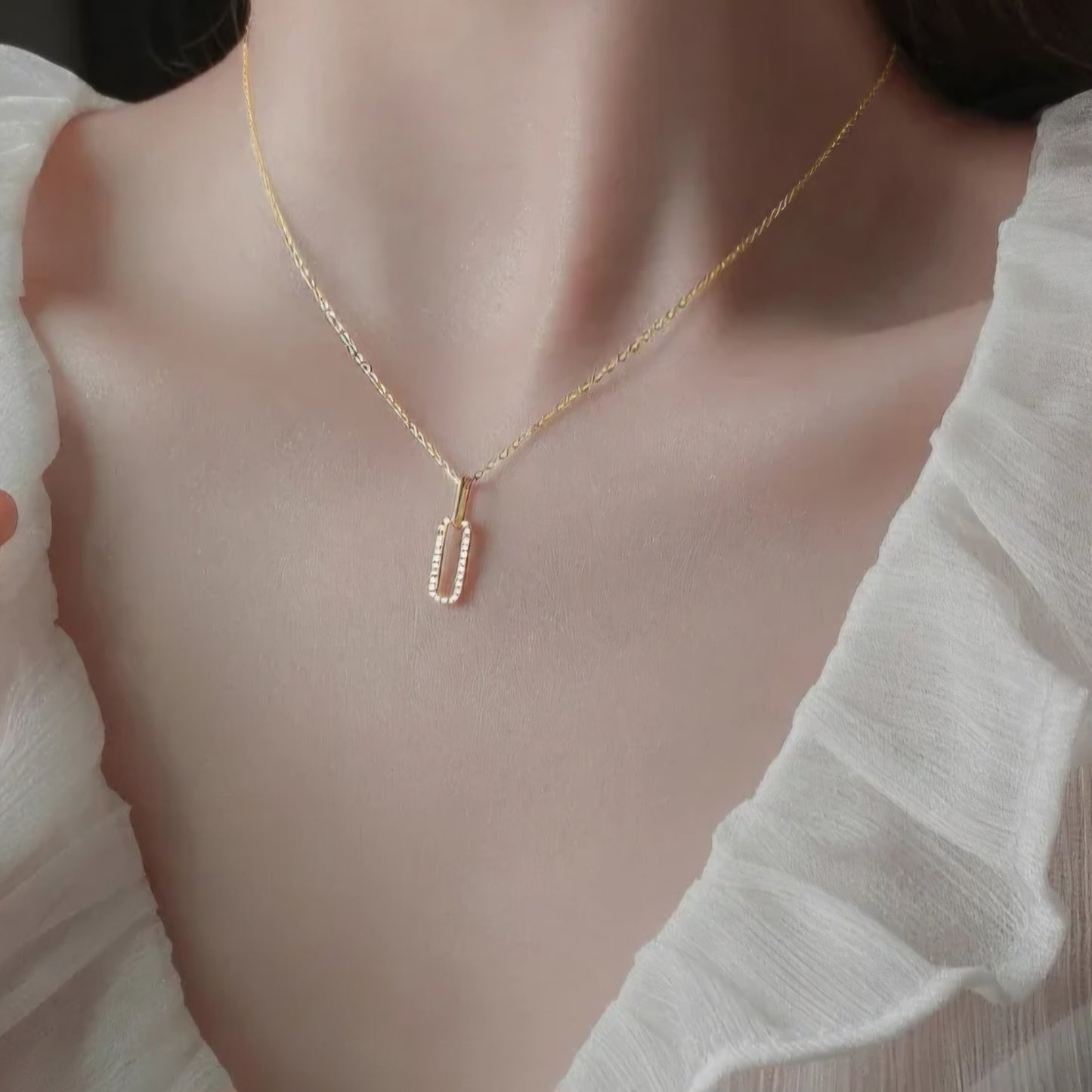 Single Link Necklace