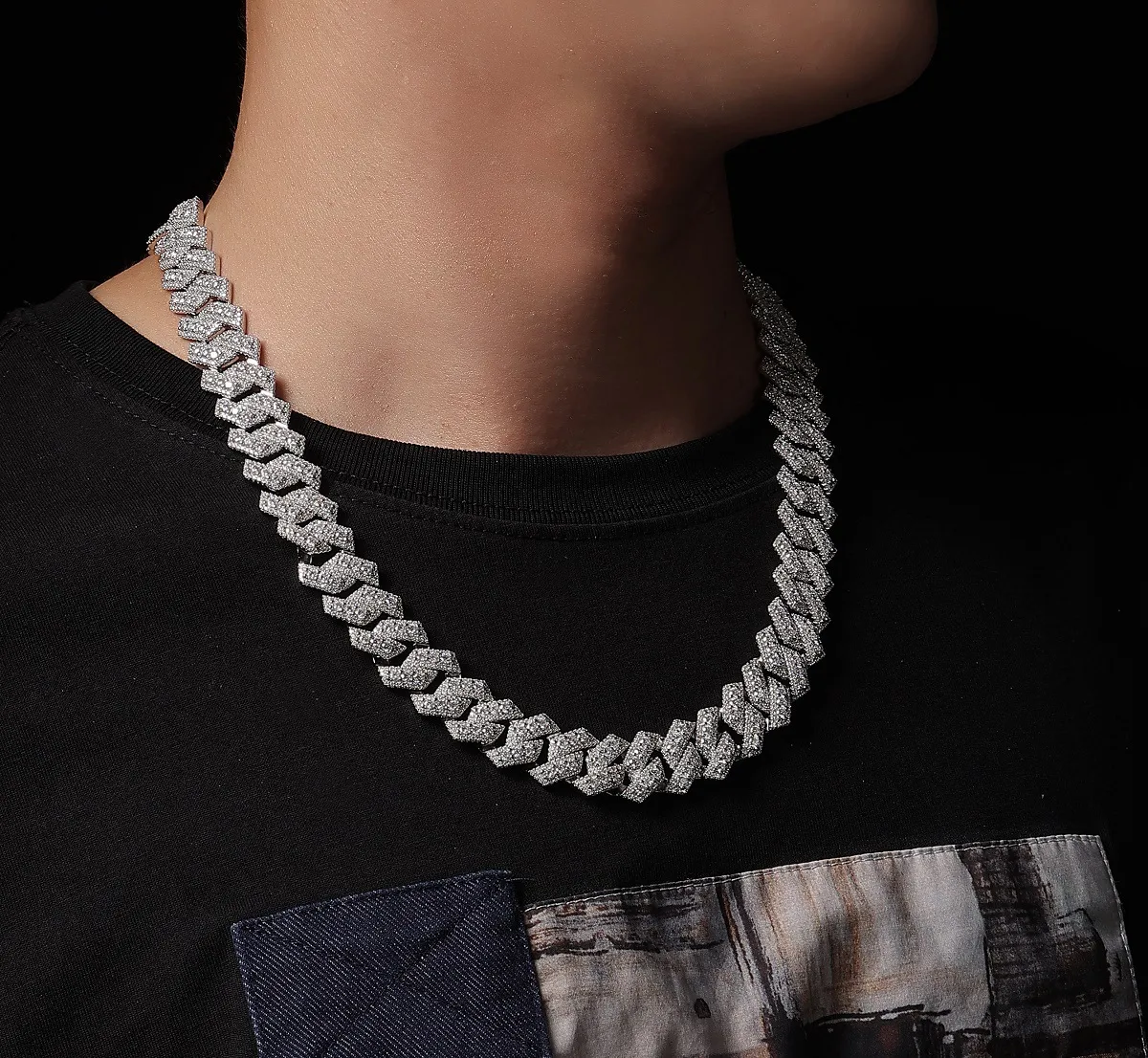 14mm Cuban Chain with Moissanite